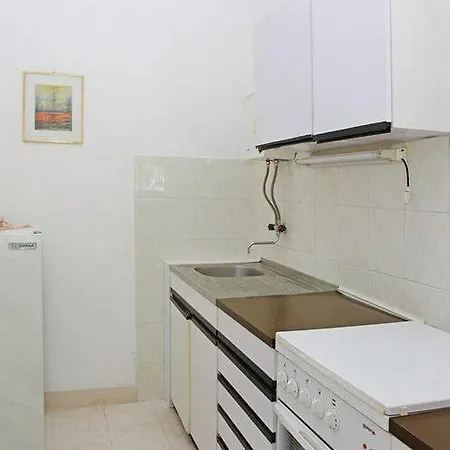 Toma I - Two Bedroom With Sea View Ana
